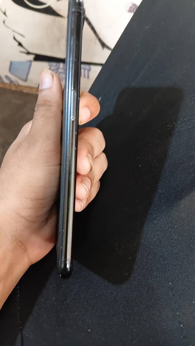 Apple iPhone 7 Plus 2