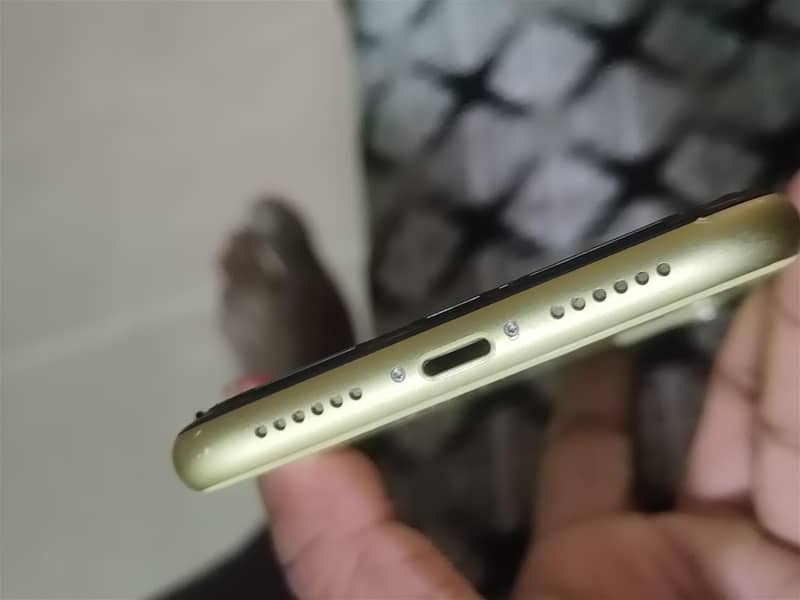 Apple iPhone 11 1