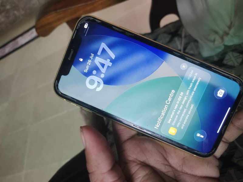 Apple iPhone 11 2