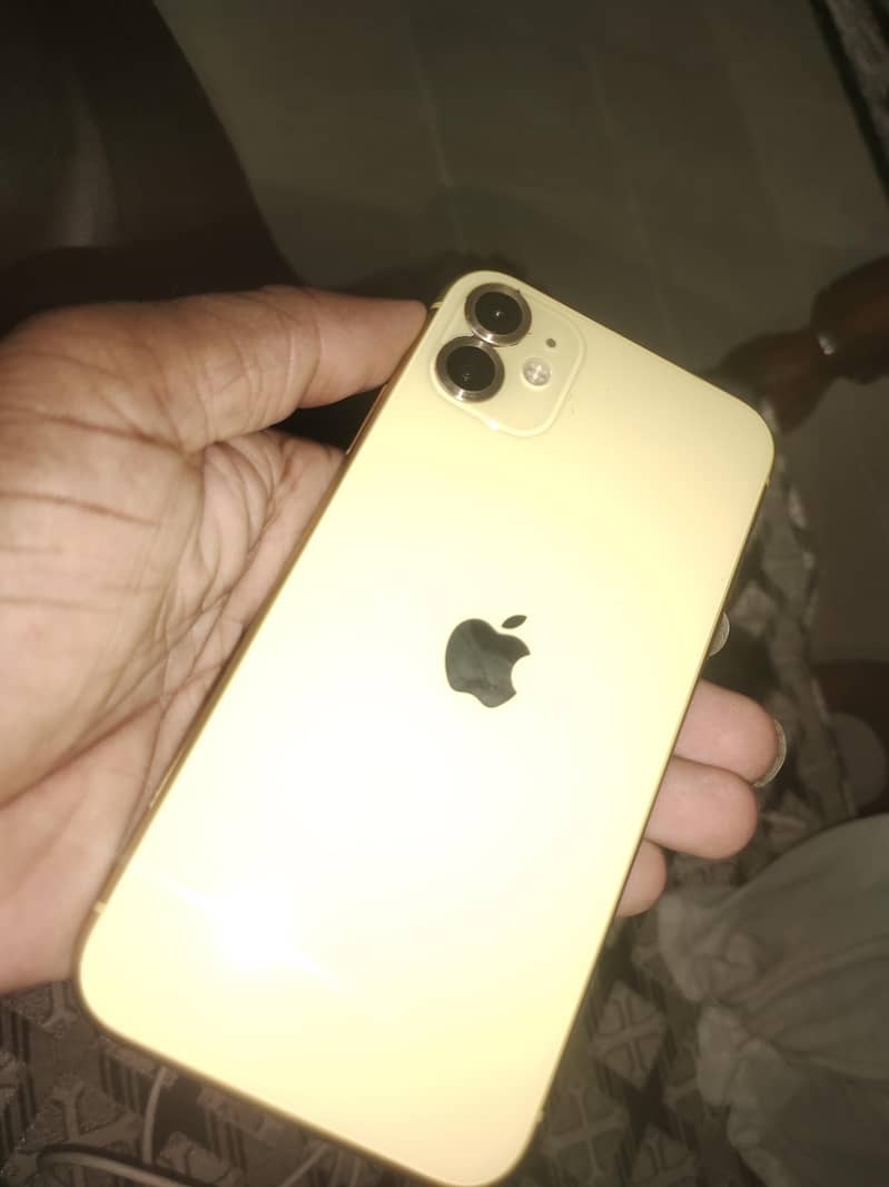 Apple iPhone 11 5