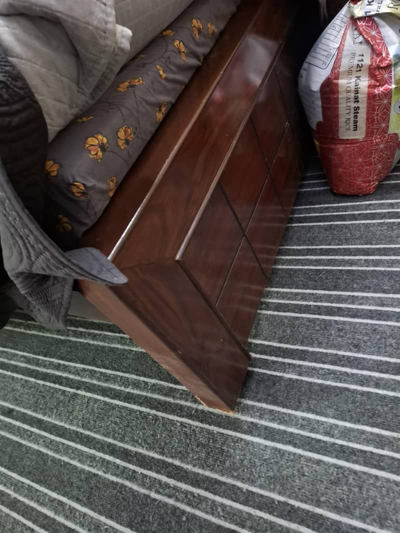only 1. single bed. . 1