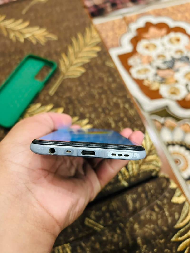 OPPO A54 3