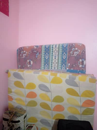 two used mattress single
