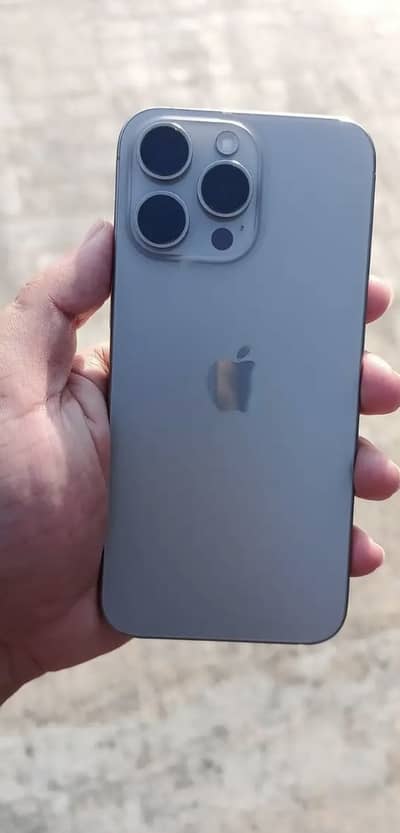 i phone 15 pro factory unlocked