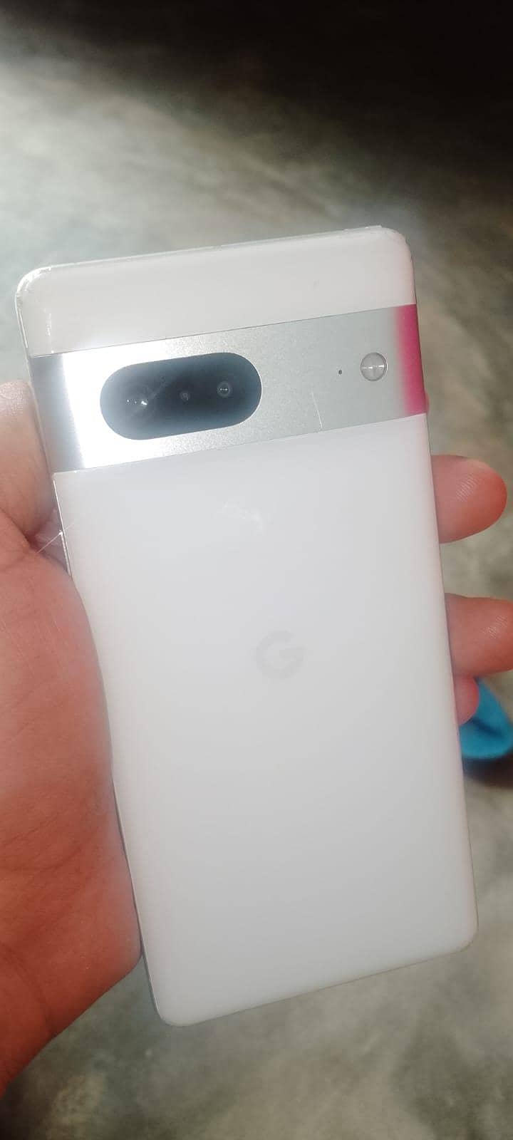 Google Pixel 7 4