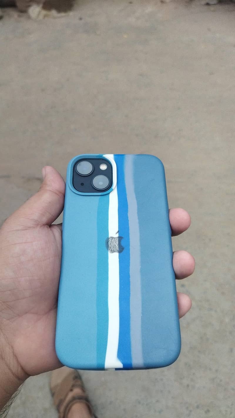 Apple iPhone 13 1