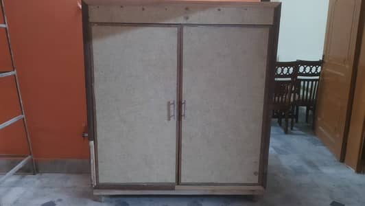 1 double door cupboard