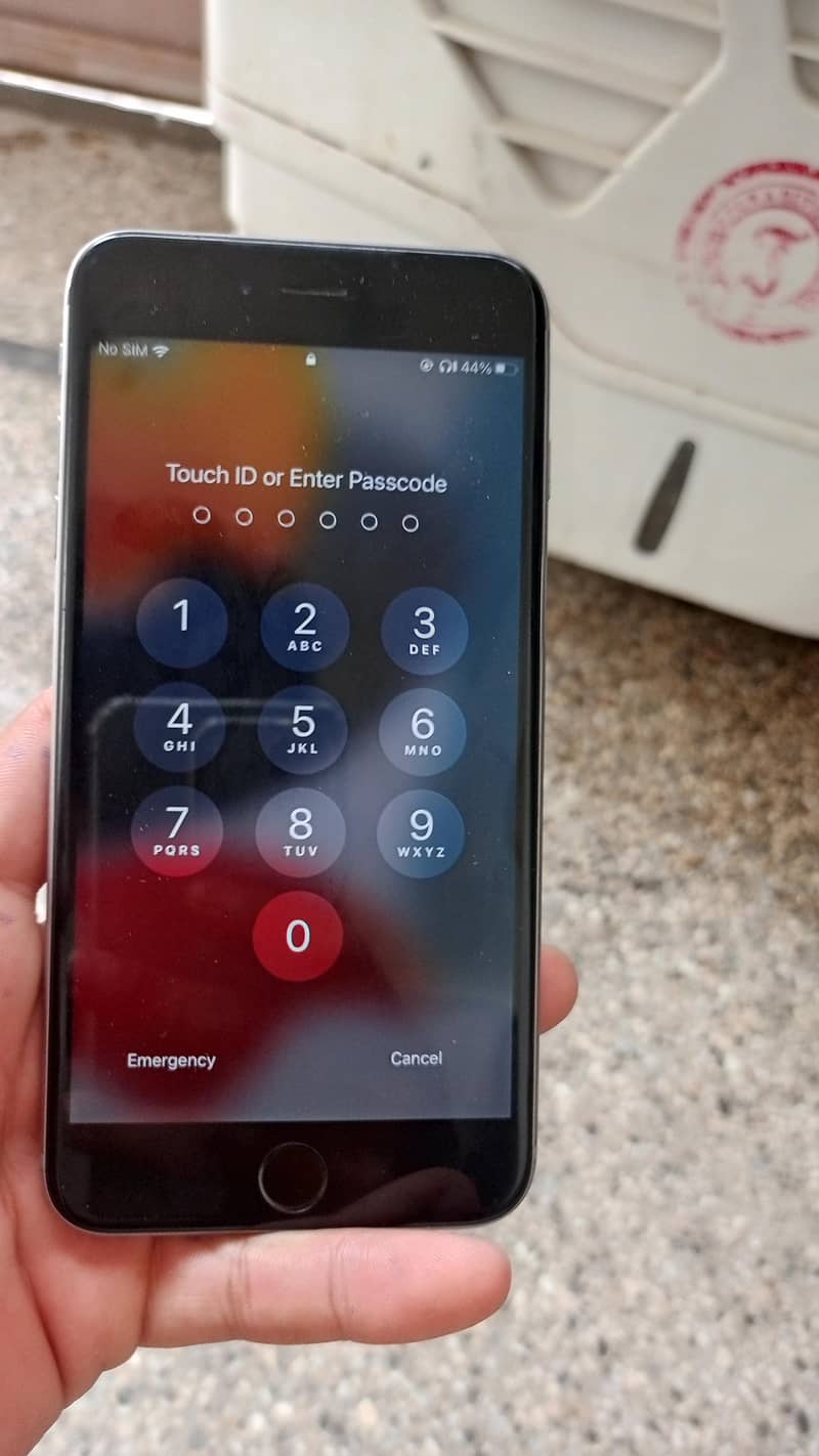 Apple iPhone 6S Plus 4