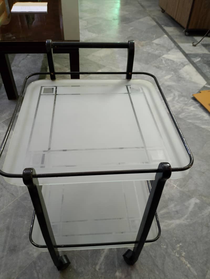 Tea Trolley 1