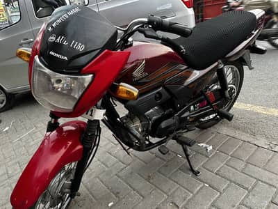 Honda pridor all ok bike with all documents 33000 km chali ha