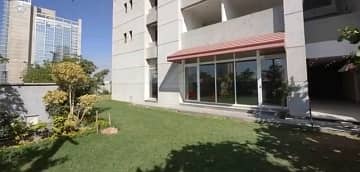 2450 Square Feet Flat Situated In Qayyumabad For rent