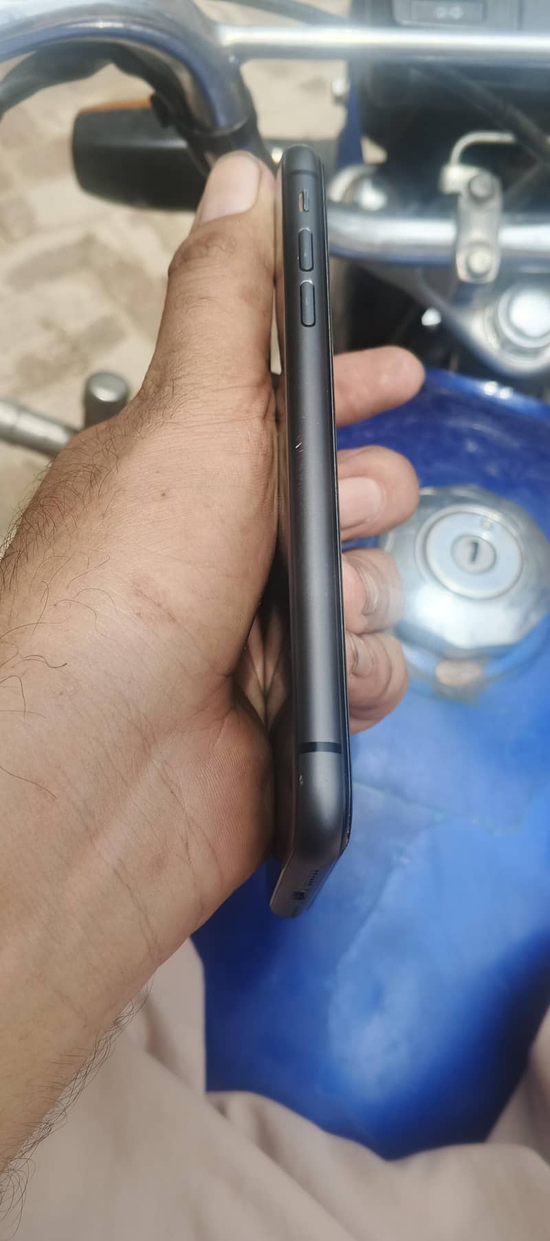 Apple iPhone 11 5