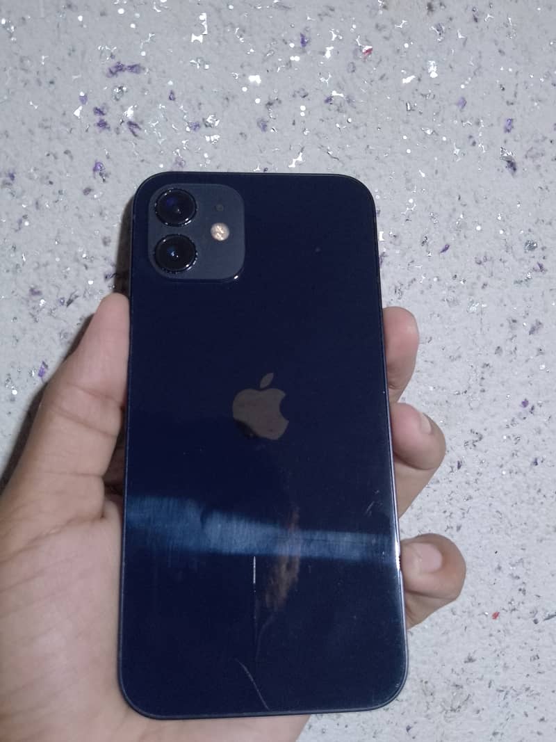 Apple iPhone 12 3