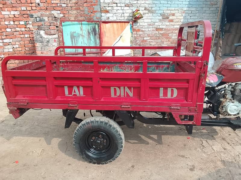 Loader Rickshaw 10
