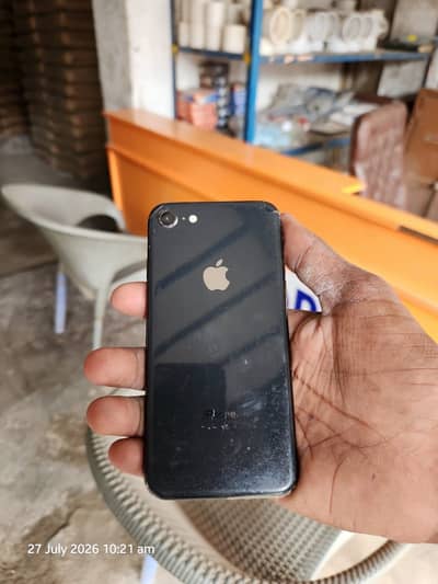 Apple iPhone 8