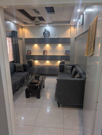 In Gulistan-e-Jauhar - Block 15 Flat For sale Sized 1400 Square Feet