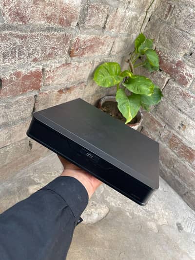 UNV 16CH NVR Recorder maximum 4k(8MP)