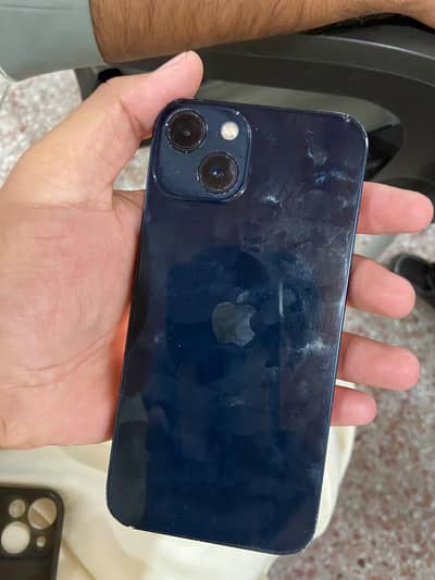 Apple iPhone 13