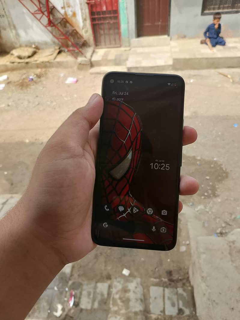 Google Pixel 4 3