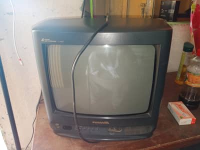 Ponisonic 14" tv.