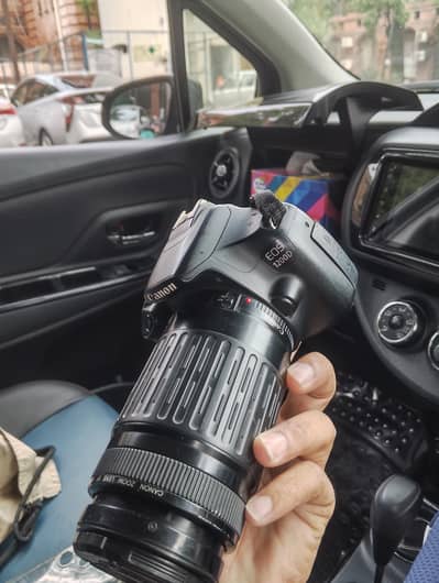Canon EOS 1200D DSLR Camera with 75-300mm Zoom Lens
