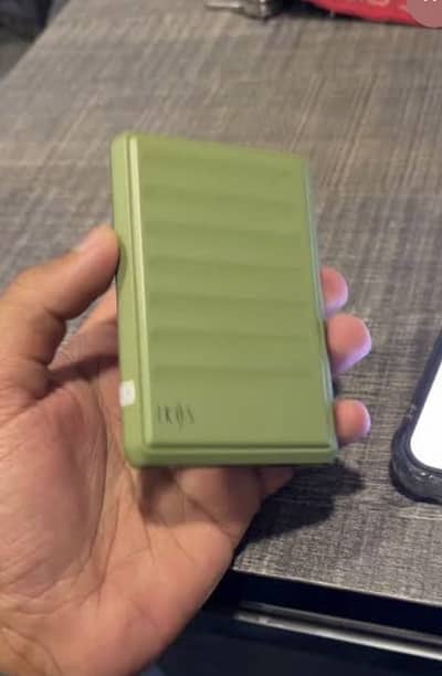 This device for non pta IPhone And non pta android