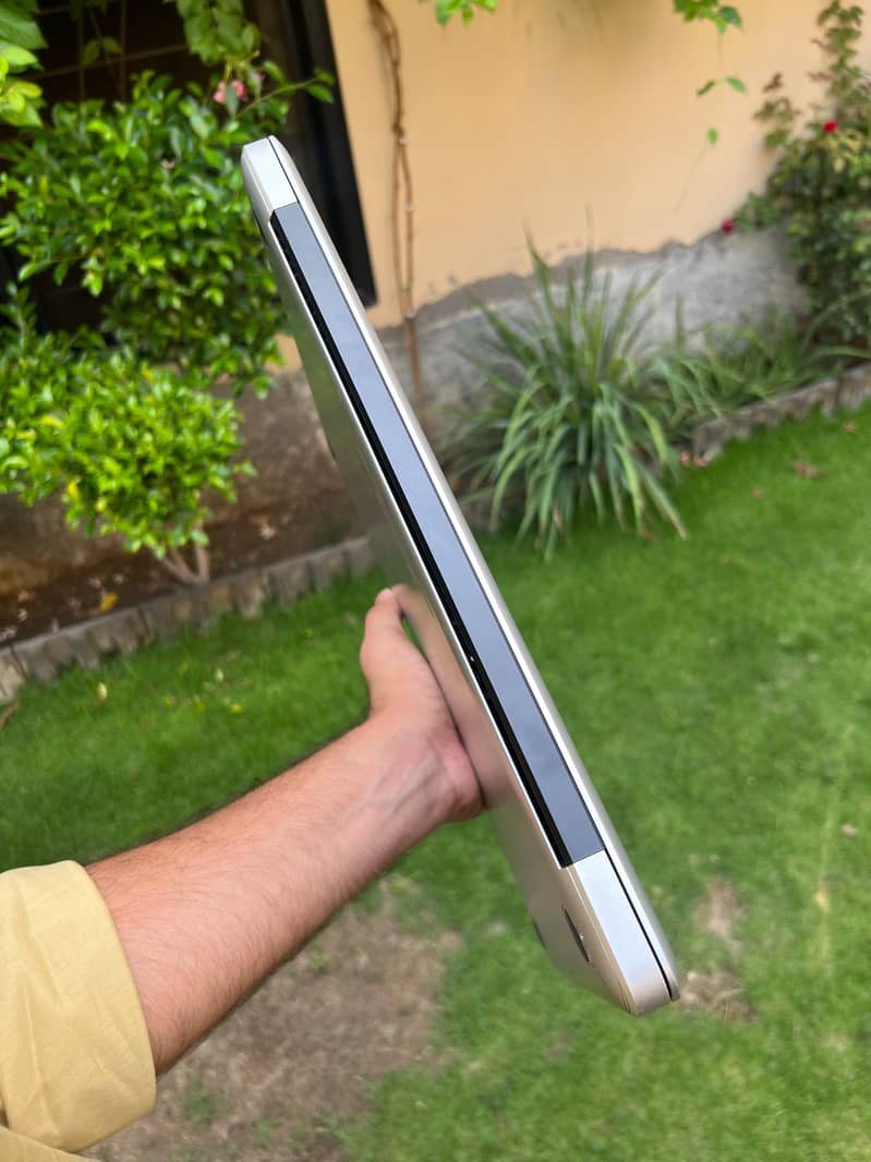 Mac laptops 3