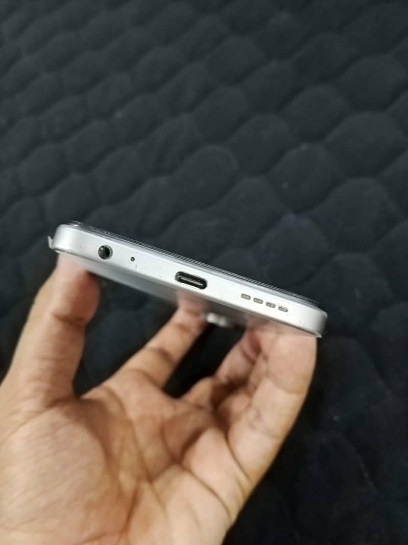 Itel A100 7