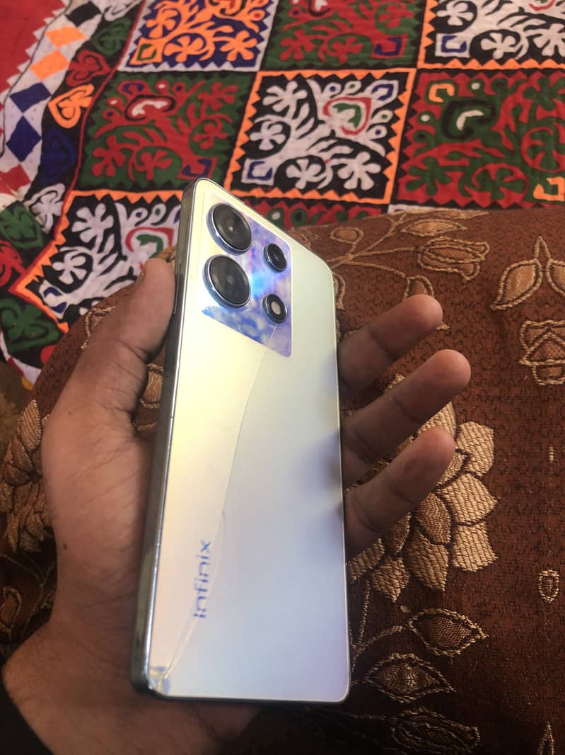 Infinix Note 30 1