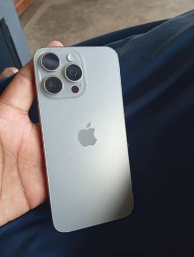 Apple iPhone 15 Pro Max