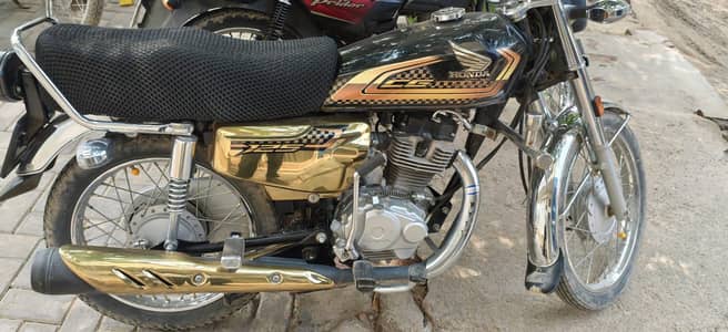 Honda CG 125 Gold Edition 2025 | Excellent Condition | documents clear