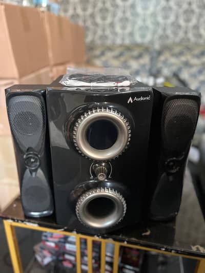 Audionic r-35