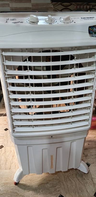 Room cooler in brand new condition available
