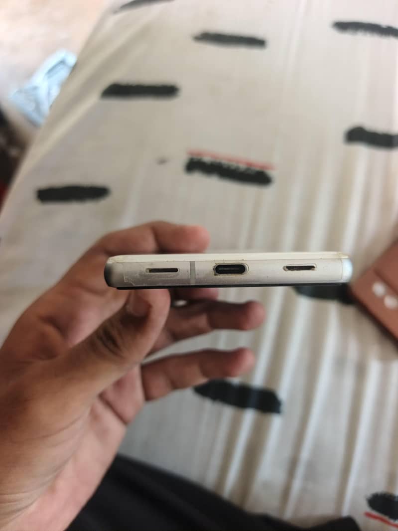 Google Pixel 7a 3