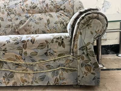 7 Seater Sofa Set in Excellent Used Condition