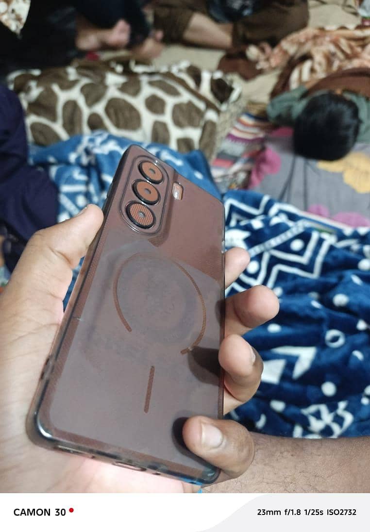 Tecno CAMON 40 Pro 3
