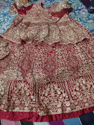 baraaat lehnga red color only 25000