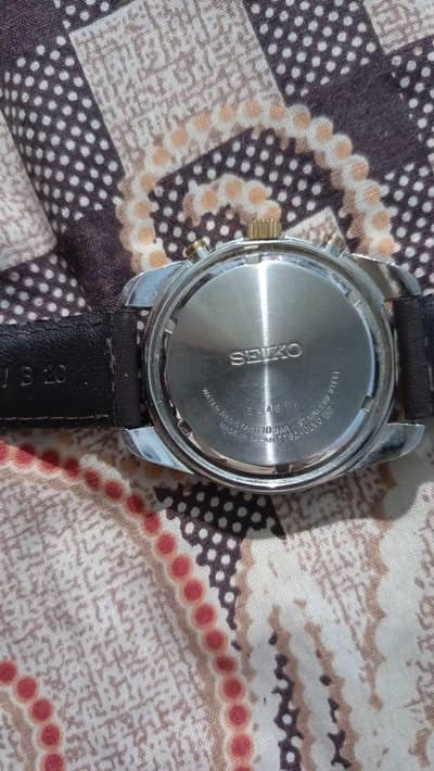 ogagnil japani seiko. watch good condation