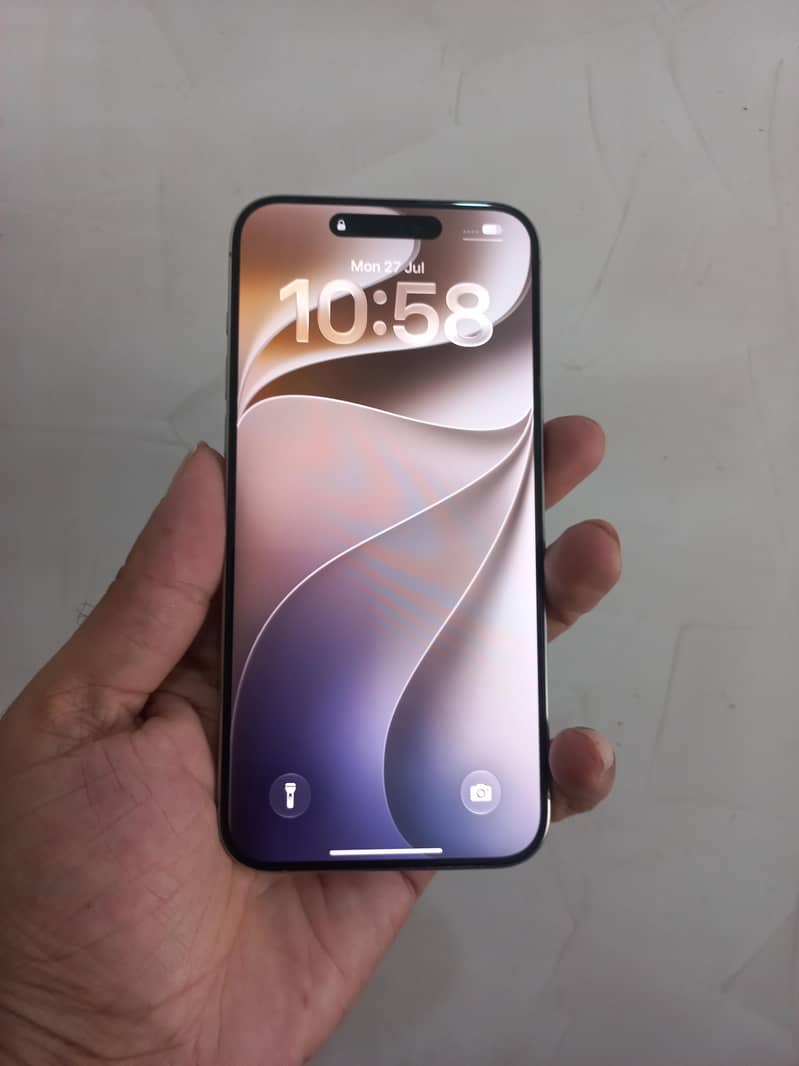 iphone 15 pro max 3