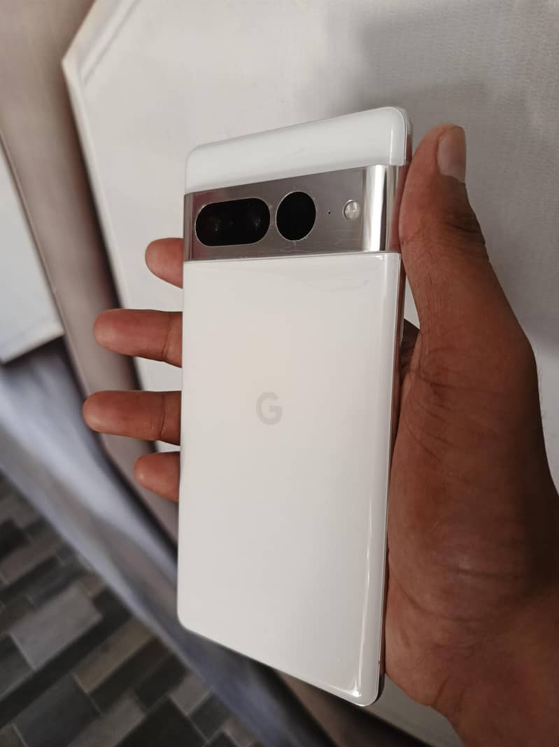 Google Pixel 7 Pro 2