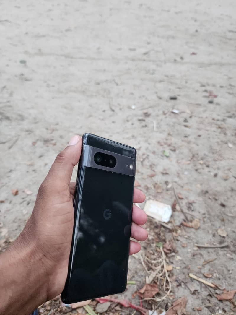 Google pixel 7 4