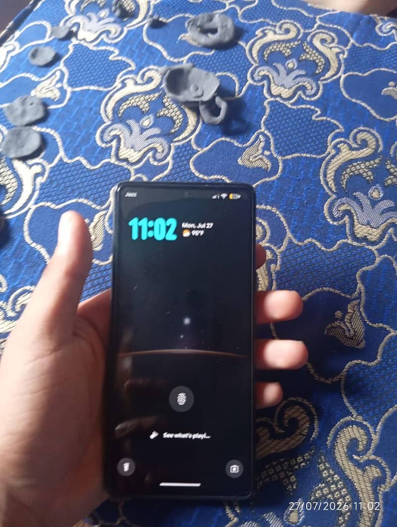 Google Pixel 7 4