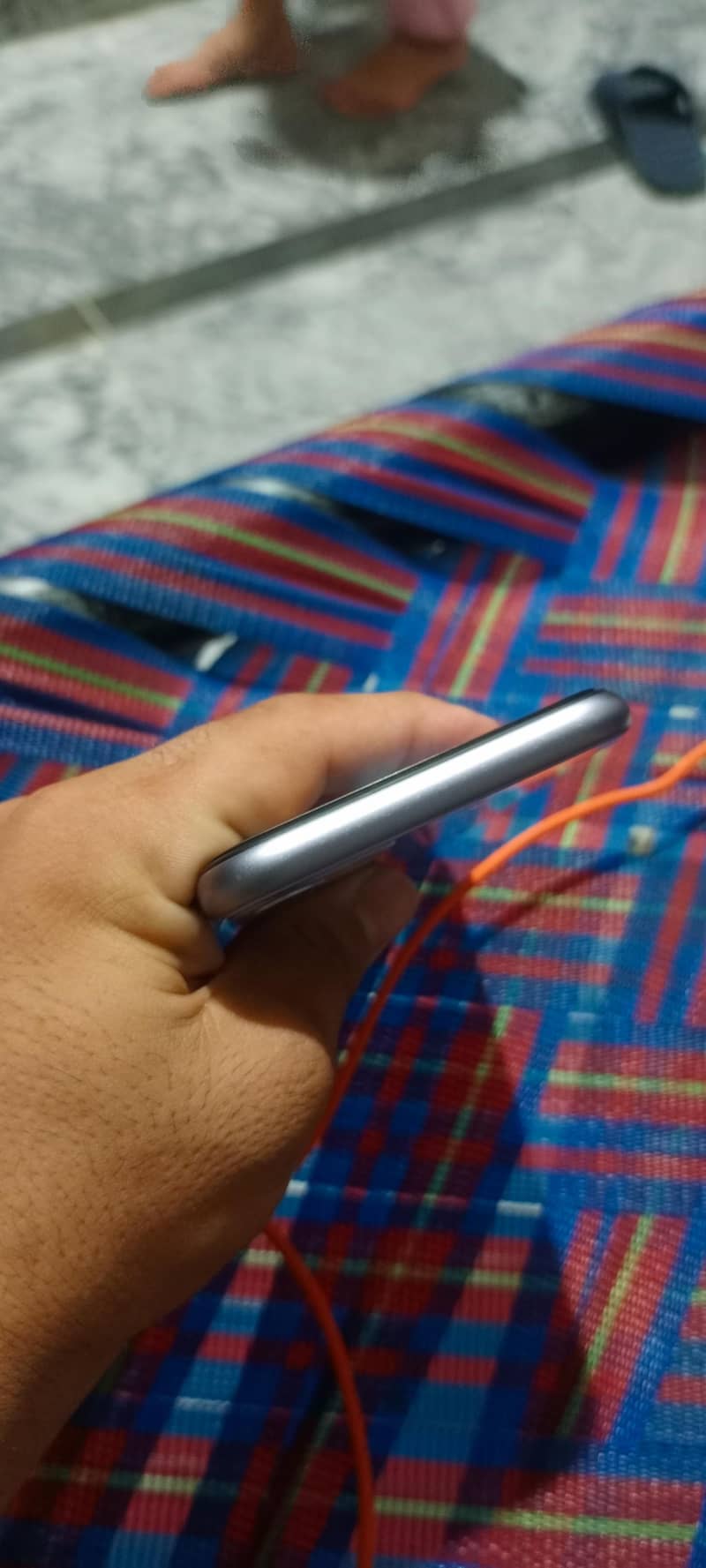 Apple iPhone 11 4