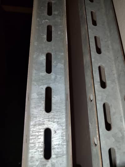 L 3  solar structure 14 gade used howa munasib rate