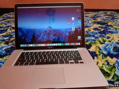 AppleMacBook Pro I7 2012 – Urgent Sale 03053336032