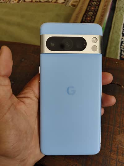 Google Pixel 8 Pro