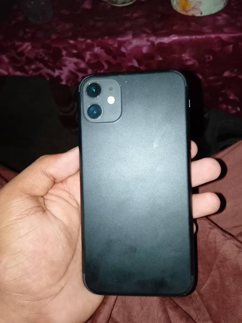 Apple iPhone 11 0