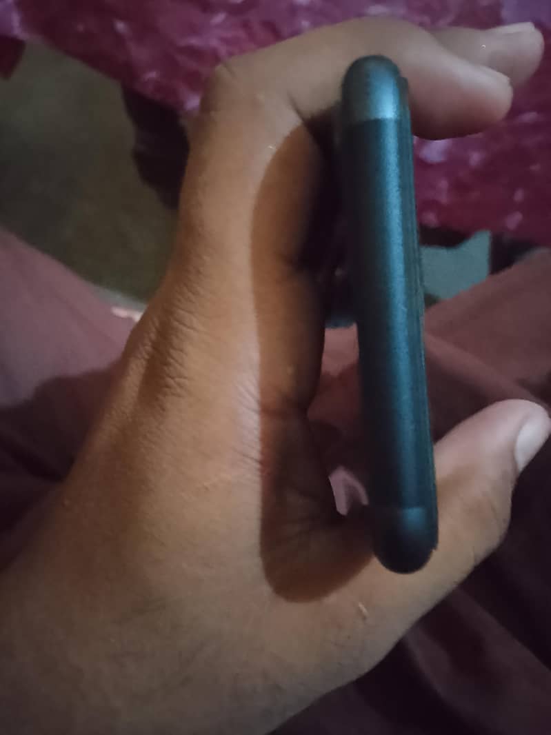 Apple iPhone 11 5