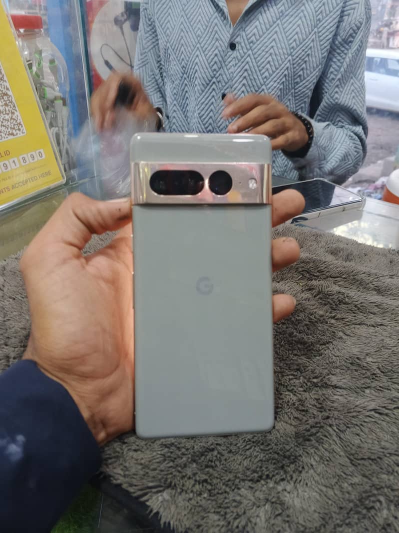 Google Pixel 7 Pro 0