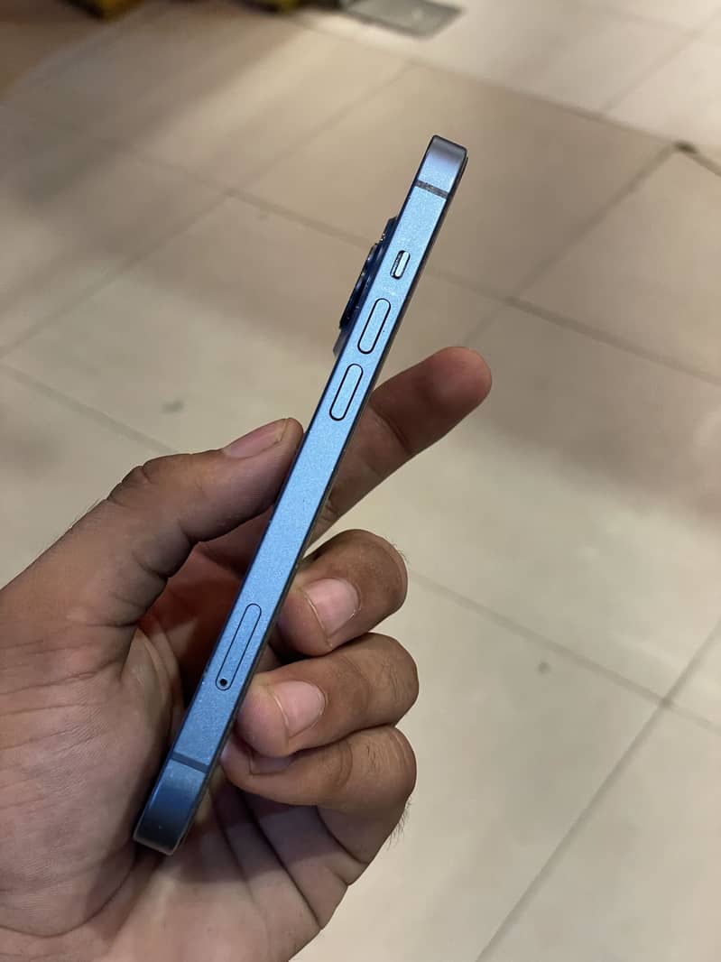 IPHONE 13 3